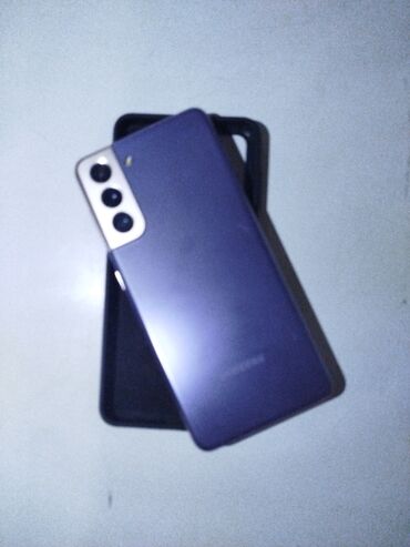 смартфон samsung: Samsung Galaxy S21 5G, Б/у, 256 ГБ, цвет - Фиолетовый, 1 SIM, eSIM