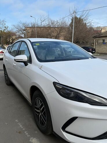 BYD: BYD Qin Plus: 1.5 l | Sedan — 3