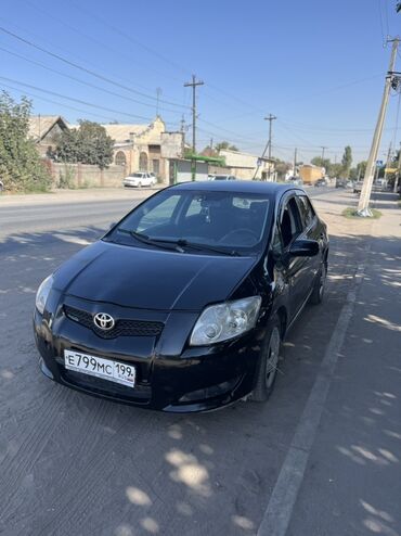машина алам рассрочкага: Черный хэтчбек Toyota Auris. Газ-Бензин автомат таза робот эмес Учет