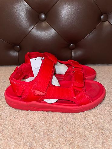 Детская обувь: Next детская обувь. Хаки сандали. Размер: 26.5/28/34.5р. Цена — 16
