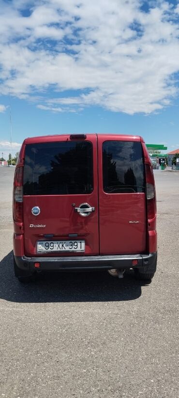 hyundai h 1: Fiat Doblo: 1.3 l | 2007 il 130000 km Van/Minivan