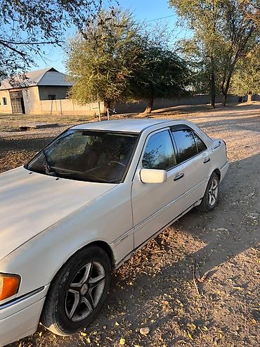 Продажа авто: Mercedes-Benz C-Class: 1994 г., 1.8 л, Автомат, Бензин, Седан — 4