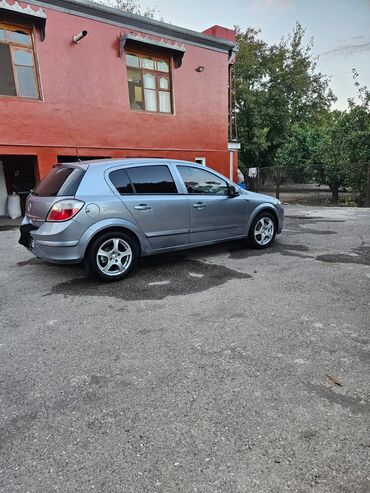 Opel: Opel Astra H – universal kuzov - Kuzov: universal (station wagon) — 10