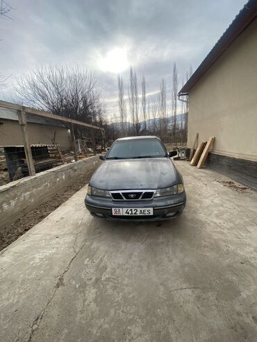 хундай автомобиль: Daewoo Nexia: 1996 г., 1.5 л, Механика, Бензин, Седан