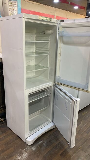 Soyuducular: İşlənmiş 2 qapılı Beko Soyuducu Satılır