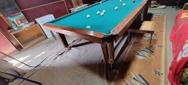 Бильярдные столы: Продаю бильярдный стол размер 3.25*1.95(не китайский,не мрамор)дерево — 4