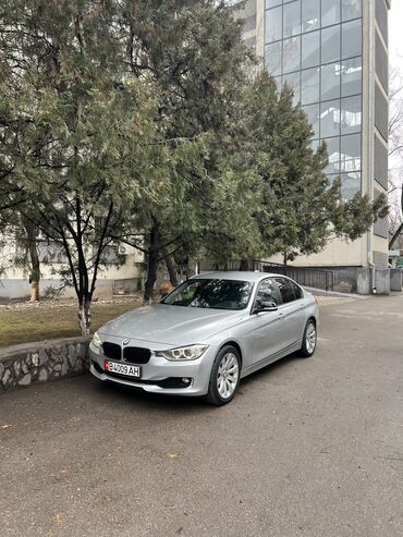 BMW: BMW 3 series: 2015 г., 1.6 л, Автомат, Бензин, Седан at lalafo.kg — 2 BMW: BMW 3 series: 2015 г., 1.6 л, Автомат, Бензин, Седан — 2