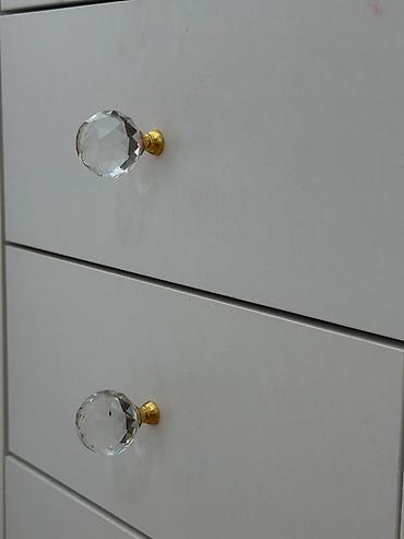 nocne komode: Na prodaju sto za šminkanje sa ogledalom - nov! Prodajem prelep sto — 3