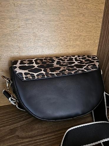 mini çanta: Leopar naxışlı çiyin çantası - Model: “FASHION & BAGS” yazılı — 2