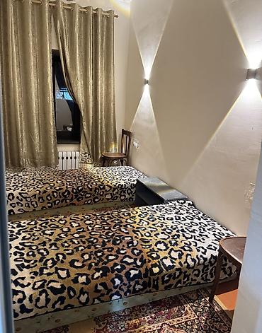 Долгосрочная аренда домов: 75 м², 3 комнаты, Утепленный, Парковка — 1