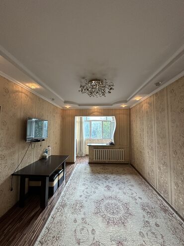 сдаю квартиру рынок аламедин: 3 комнаты, 62 м², 105 серия, 2 этаж, Косметический ремонт