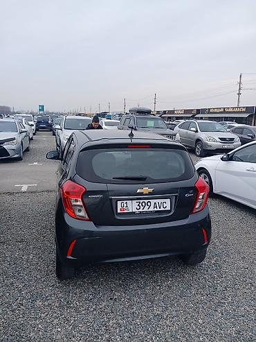 Chevrolet: Chevrolet Spark: 2017 г., 1 л, Вариатор, Бензин, Хэтчбэк — 3