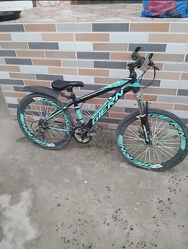 24 velosiped: ÇOK YAXŞI VƏZİƏTDƏDİ AZ İSTİFADƏ OLUNUB Giern markalı dağ velosipedi — 2