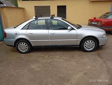 авудй с4: Audi A4: 2000 г., 1.8 л, Автомат, Бензин, Седан — 2