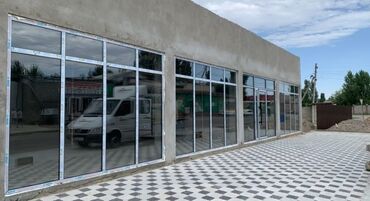 Алюминиевые окна на заказ: Алюминиевое окно на заказ, Тип окна: Витражные, Мансардные, Панорамные, Декоративные особенности: Другие особенности, Бесплатная установка, Без рассрочки — 16