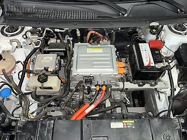 BYD: BYD E2: 2022 г., Автомат, Гибрид, Седан — 1