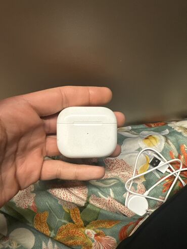 наушники леново: Earpods 3rd Gen (apple orginal) (Used one month ); warranty coverage