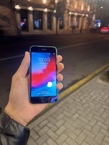 iphone x problemleri: IPhone 6, 32 GB, Qara, Barmaq izi