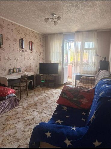 1 комнатная квартира в месяц: 1 комната, 32 м², 104 серия, 4 этаж, Косметический ремонт
