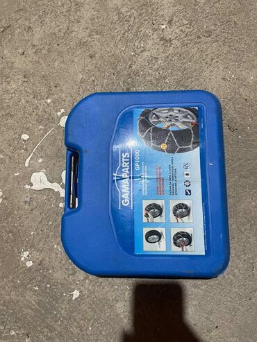 Auto oprema: Prodajem lance za sneg, donešeni su iz Švajcarske. U super stanju — 8