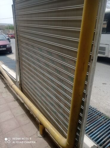 Jalüz qapılar: Jaluz qapi 2/2m
140azn
Qobu qes 2033 leli
