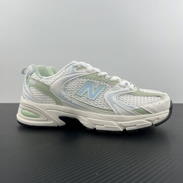 Кроссовки и спортивная обувь: Кроссовки, 40, New Balance, Новый, цвет - Белый, Платная доставка