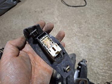 Датчики, сенсоры, предохранители: Продаю разное кнопки от разных машин — 7