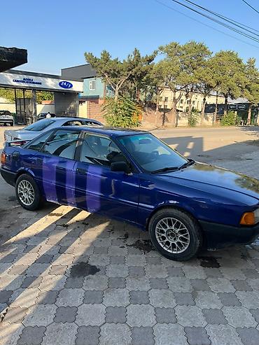 Audi: Audi 80: 1989 г., 2 л, Механика, Бензин, Седан — 2