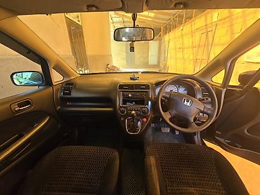 Унаа: Honda Stream: 2002 г., 1.7 л, Автомат, Бензин, Вэн/Минивэн — 9