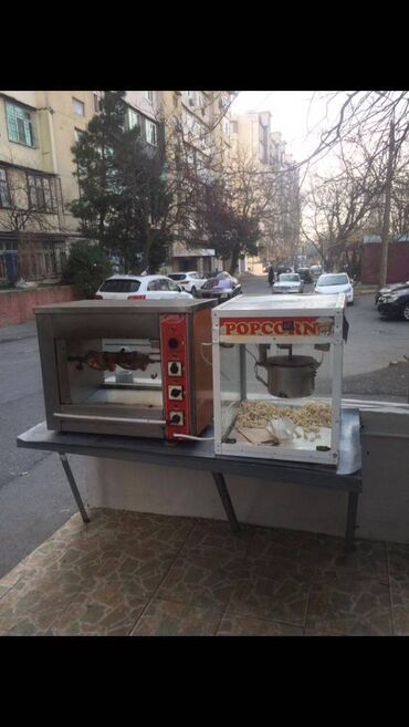 Digər kommersiya daşınmaz əmlakı: Xətai rayonu Əhmədli metrosunun yaxınlığında yol kənarı,sahəsi 9kv/m — 9