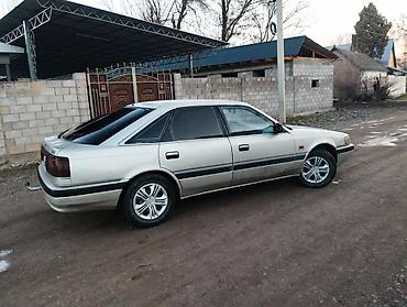 Mazda: Mazda 626: 1989 г., 2 л, Механика, Бензин, Седан — 7
