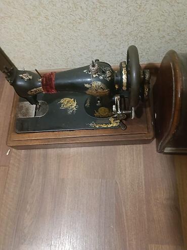 tikiş maşını matoru: Tam işlək vəziyyətdə tikiş maşınıdır 1870 ci ildə istehsal olunub hər — 6