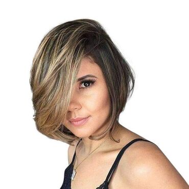 Perike i klipse: Perike
Cena 3200 din — 15