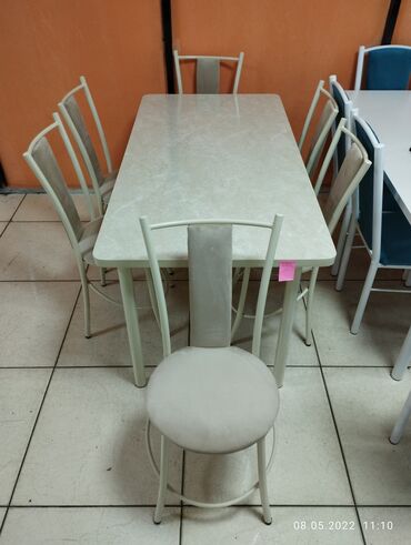 стол и стулья для гостиной в Кыргызстан | Комплекты столов и стульев: Продаём мебель для всего дома. Ручной работы, в наличии и на заказ