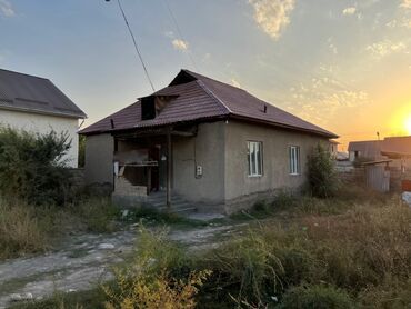 калыс ордо дом продажа: Дом, 120 м², 4 комнаты, Собственник, Старый ремонт
