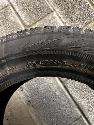 Зимняя шина Bridgestone Blizzak - Размер: 225/55 R17 - Индекс — 1