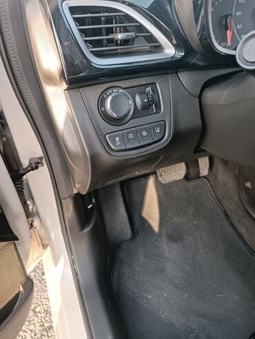 Chevrolet: Chevrolet Spark: 2018 г., 1 л, Вариатор, Бензин, Хэтчбэк — 14