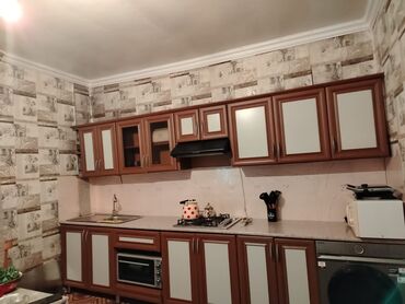 Həyət evləri və villaların satışı: Quba Xacmaz yolundan 50 metr iceri qaz su isiq daimi tecili satilir — 5