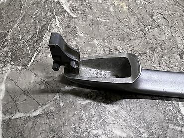 Дверные ручки: Передняя правая дверная ручка Дверная ручка Toyota Б/у, Оригинал — 8