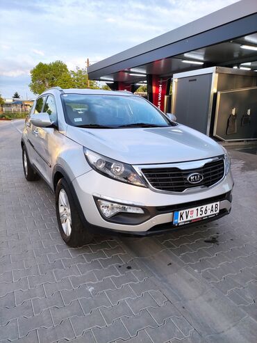 pre meseca placene ali sam pr: Kia Sportage : 1.6 l | 2011 year Crossover