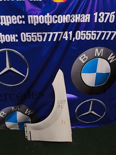 w204: Крыло Переднее левое Mercedes-Benz, 2010 г., Б/у, Оригинал — 1