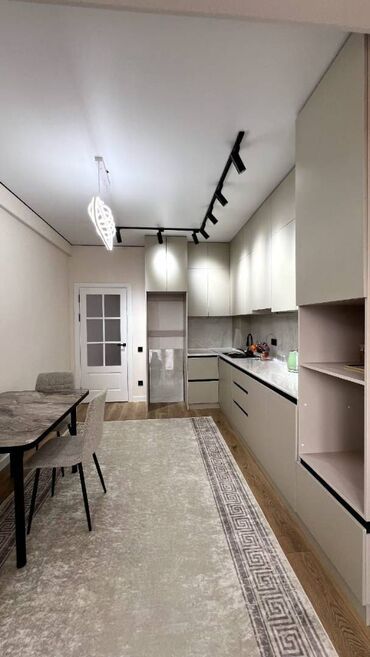 карвен 4 сезона продажа: 2 бөлмө, 44 кв. м, Элитка, 3 кабат, Дизайнердик ремонт