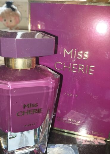 Ətriyyat: Qadınlar üçün 4 müxtəlif Eau de Parfum seçimi: 1) Miss Cherie (Paris)