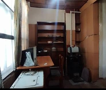 барачный: 3 комнаты, 45 м², Западный (новый) автовокзал 1 этаж, Старый ремонт — 4