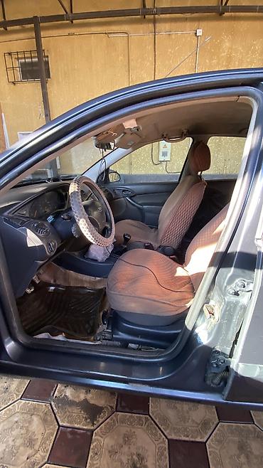 focus 2: Ford Focus: 2004 г., 1.6 л, Механика, Бензин, Хэтчбэк — 6