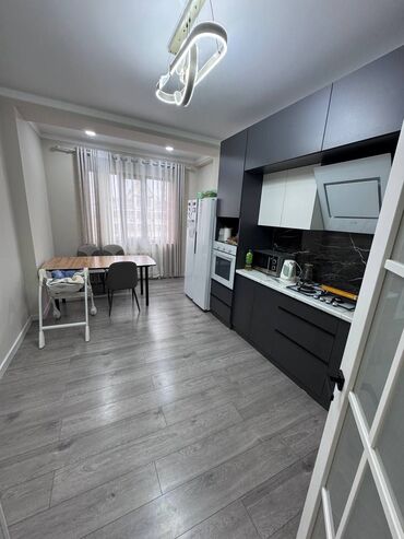 Продажа квартир: 3 комнаты, 92 м², Элитка, 10 этаж, Дизайнерский ремонт