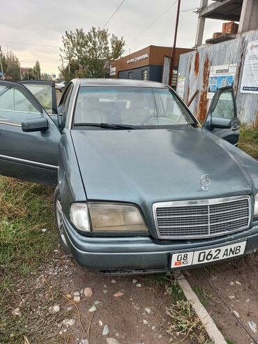 Mercedes-Benz: Mercedes-Benz : 1994 г., 1.8 л, Механика, Бензин, Седан