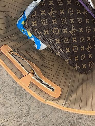 Torbe: KOŽA Louis Vuitton Neverfull Monogram torba sa dodatnom — 1