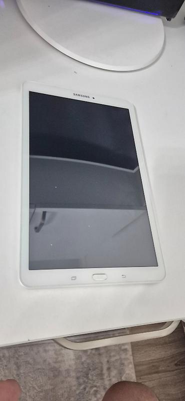 Планшеты: Планшет, Samsung — 2