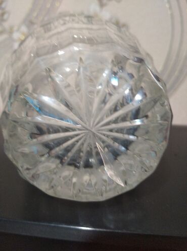 Вазы: Ваза хрустальная " Олимпиада -80 " СССР. город Ош цена 3000 сом at lalafo.kg — 3 Вазы: Ваза хрустальная " Олимпиада -80 " СССР. город Ош цена 3000 сом — 3